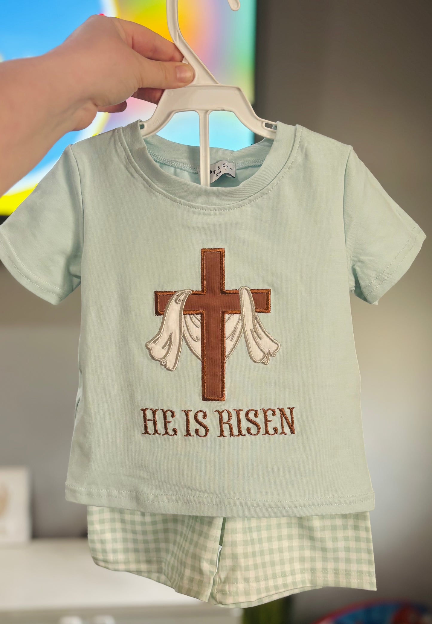 He Is Risen Short Set